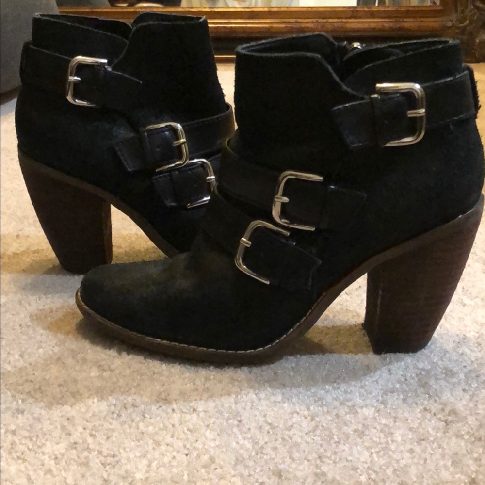 COPY - Black suede booties